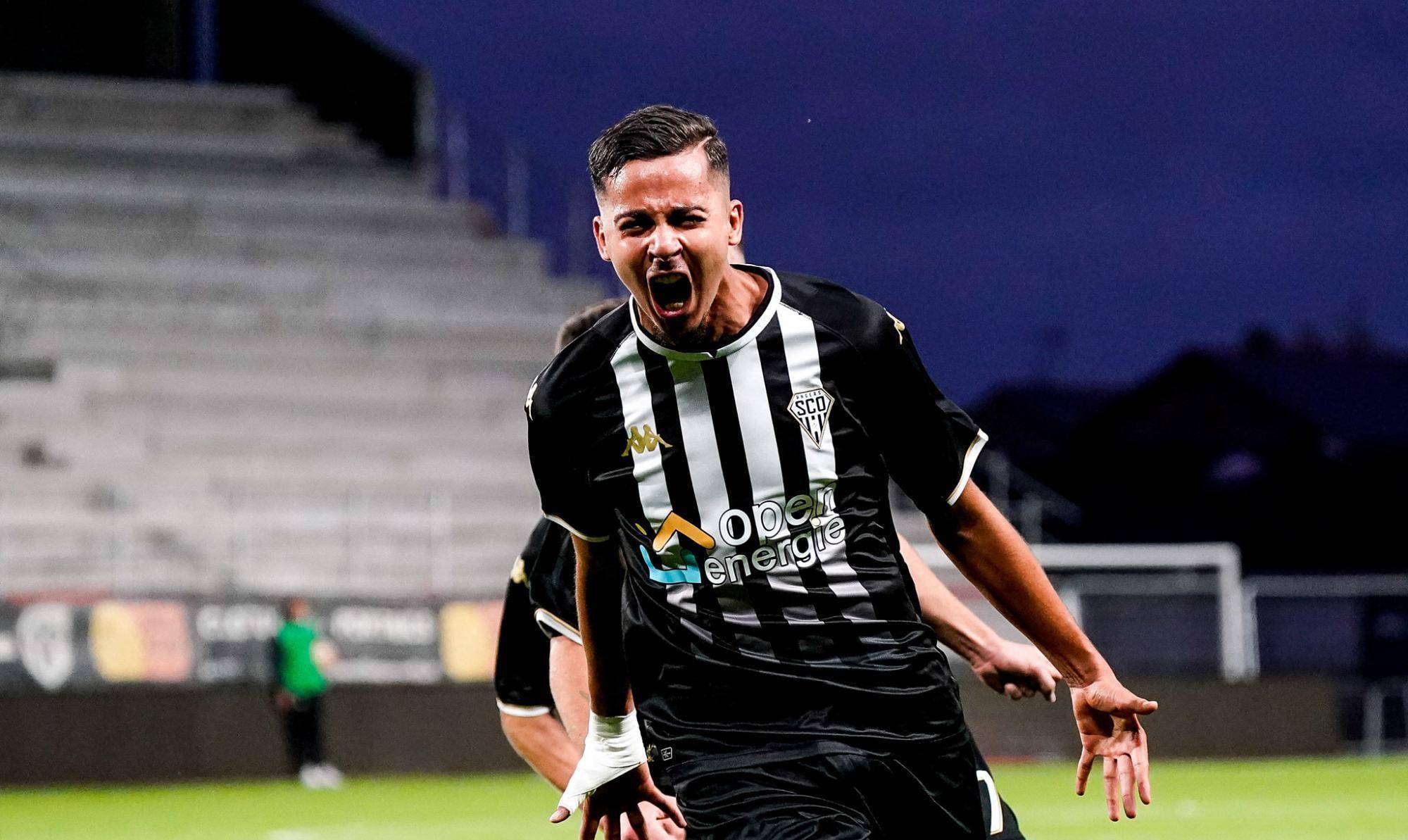 加时末段摩纳哥备战西甲，远射贴柱细节曝光，赛场秩序良好，医务组通报恢复(西甲第19轮马拉加vs巴萨经典抢圈)