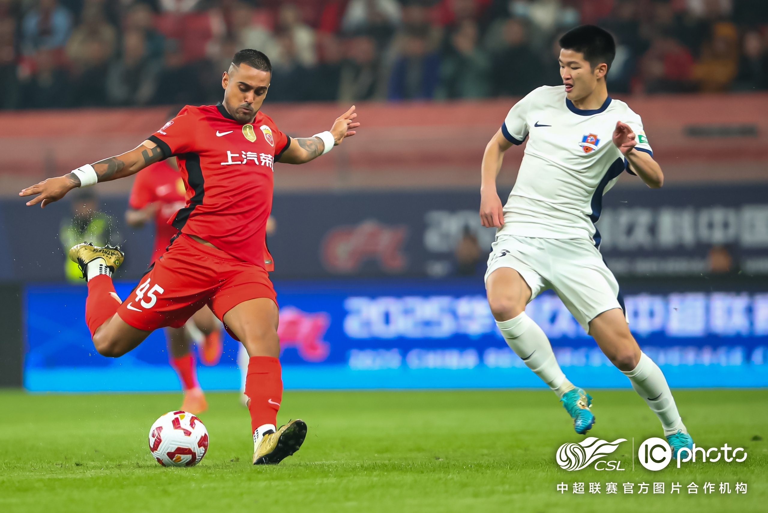 中超转会期再迎强敌，阿斯顿维拉战术微调，主帅态度——信心回归，年轻球员得到机会的简单介绍